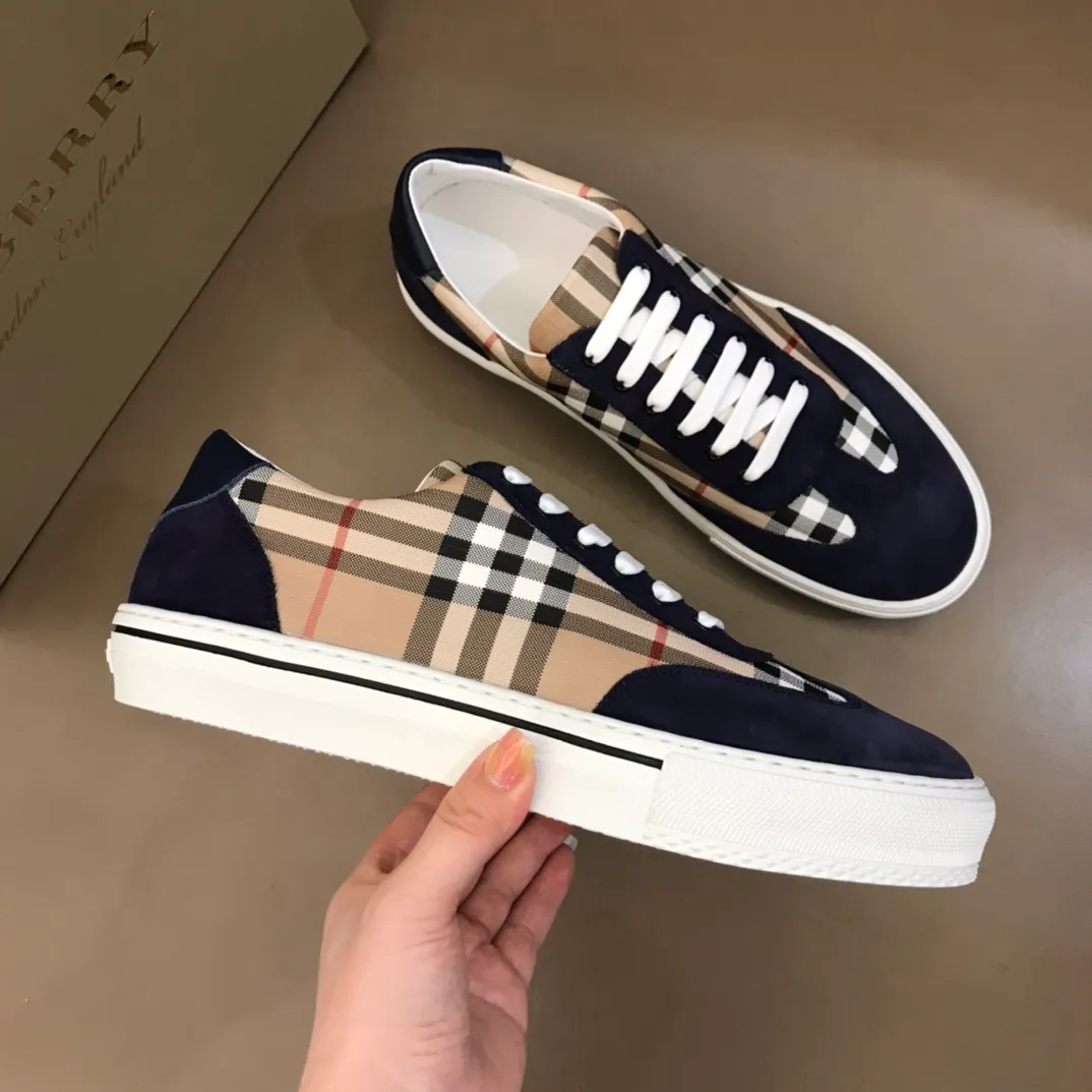 p360 "Burberr*" new men's classic low-top sneakers, reinterpreted with retro plaid cotton and cowhide materials, decorated with a new brand logo. First-layer sheepskin lining, embossed Burberry logo on the heel, original TPU outsole, size 38-44